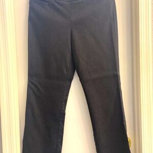 Apt 9 Dress Pants. EUC. Size 8P. Black​